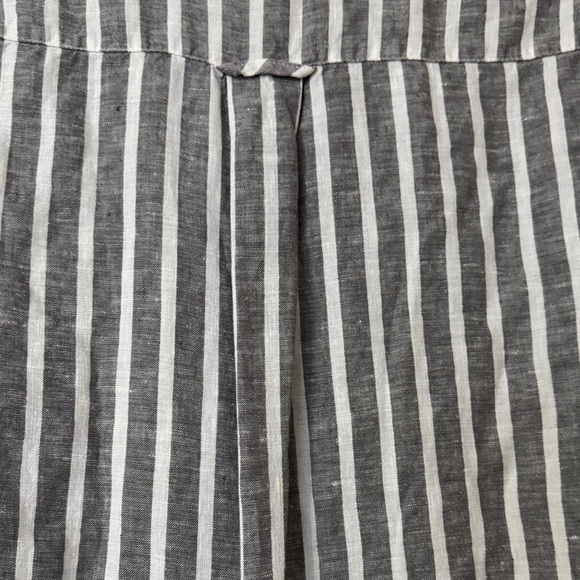 Striped Gray and White Women’s Tunic Style Shirt - Picture 4 of 7
